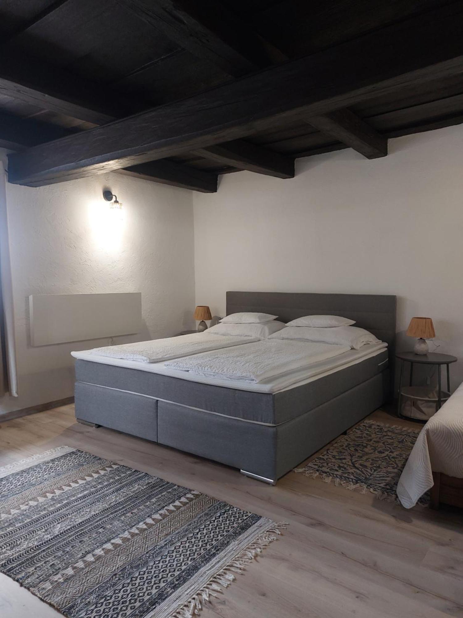 Babamuzeum Apartman 蒂豪尼 外观 照片